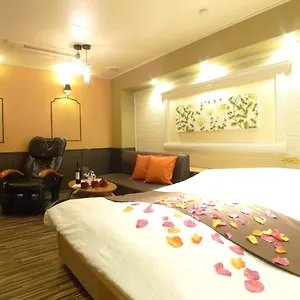 ホテルゴルフ保土ヶ谷（大人専用） ラブホテル